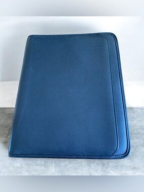 Leed’s Black Leather Portfolio / Padfolio – Professional Organizer